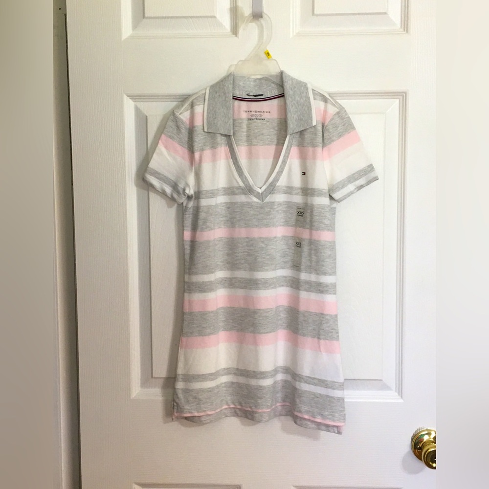 TOMMY HILFIGER Vee-Necked Polo Shirt